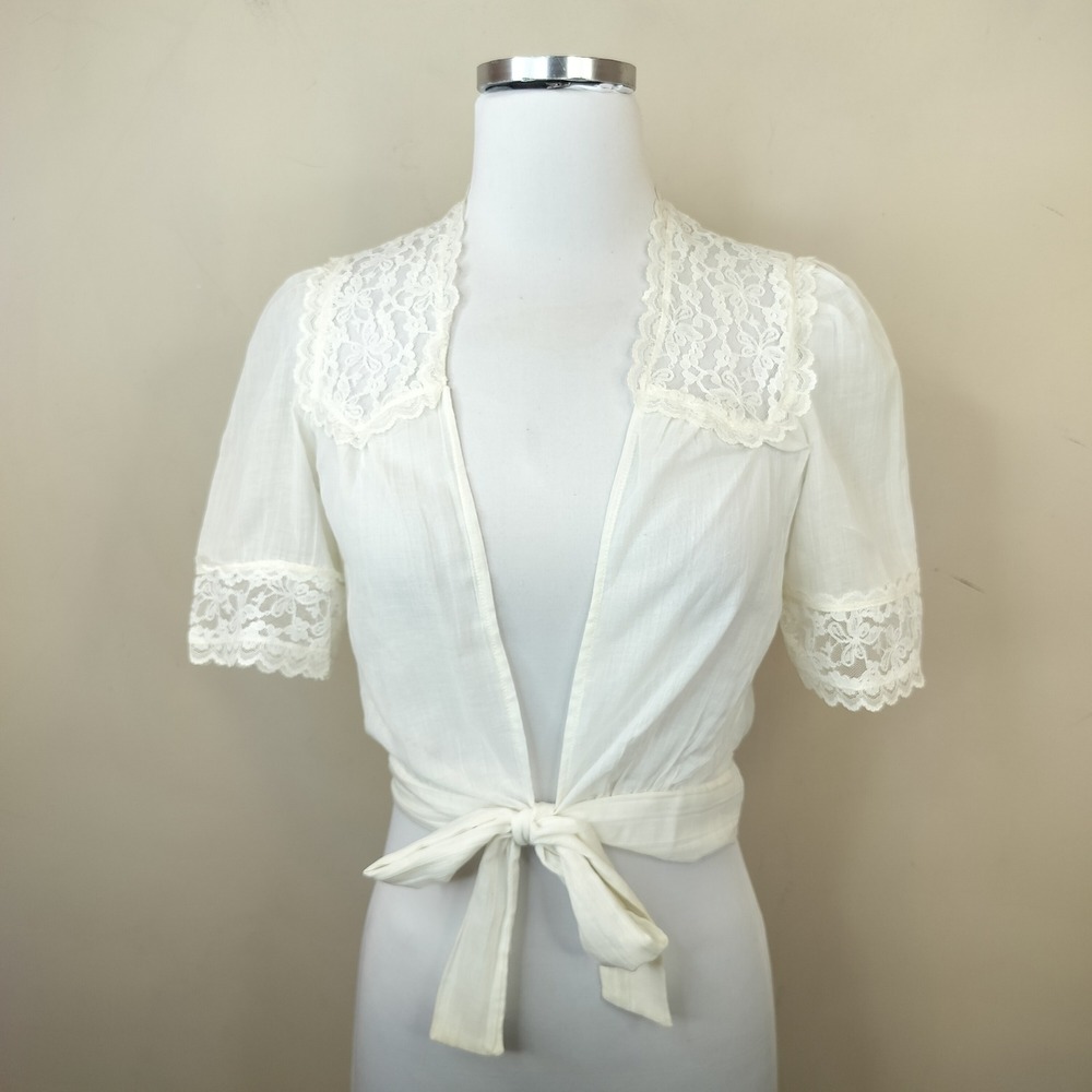 Just Tops of California Vintage Blouse Tie Front S / M Lace Trim White Coquette